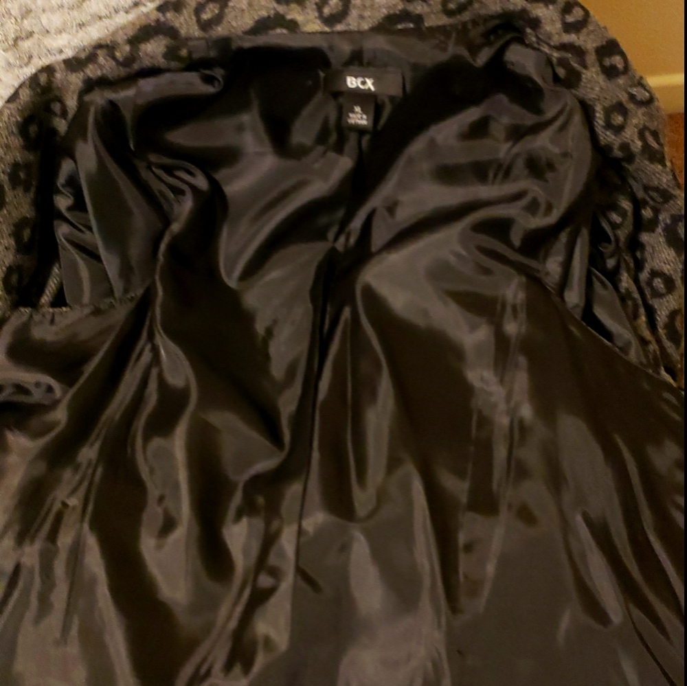 Jacket - Picture 7 of 7
